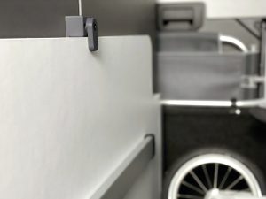 Die Tischhalterung für den VW Grand California