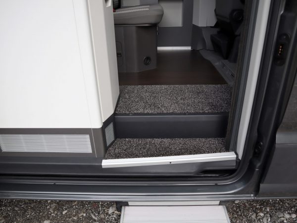 Die Eingangsmatten für den VW Grand California