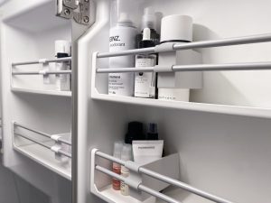 Regaltrenner für das Bad im VW Grand California