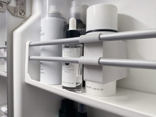 Regaltrenner für das Bad im VW Grand California