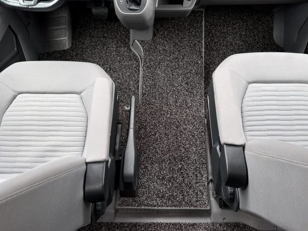 Die Fahrerhausteppiche für den VW Grand California